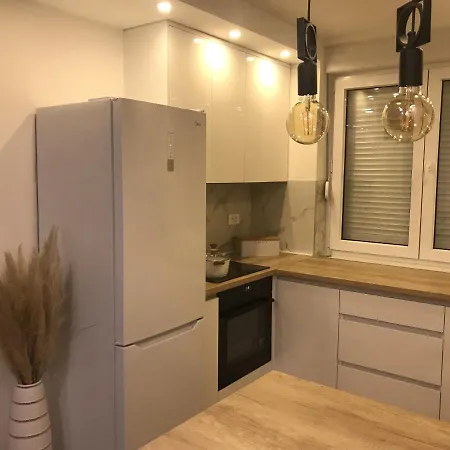 Apartment Apartment/free Parking/free Wifi *