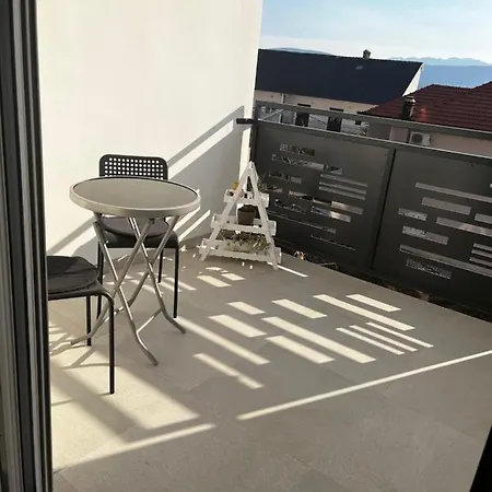 Apartment/free Parking/free Wifi Apartment *