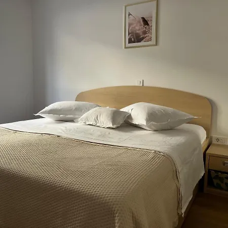 Apartment/free Parking/free Wifi Imotski