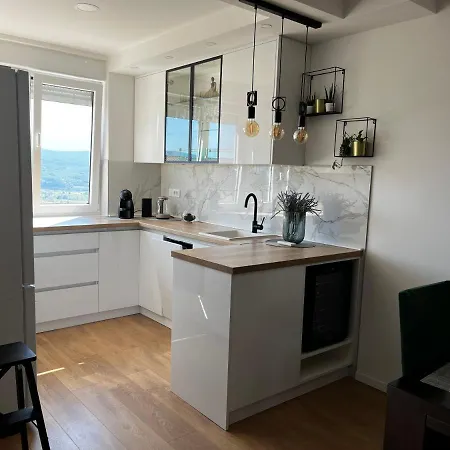 Apartment/free Parking/free Wifi